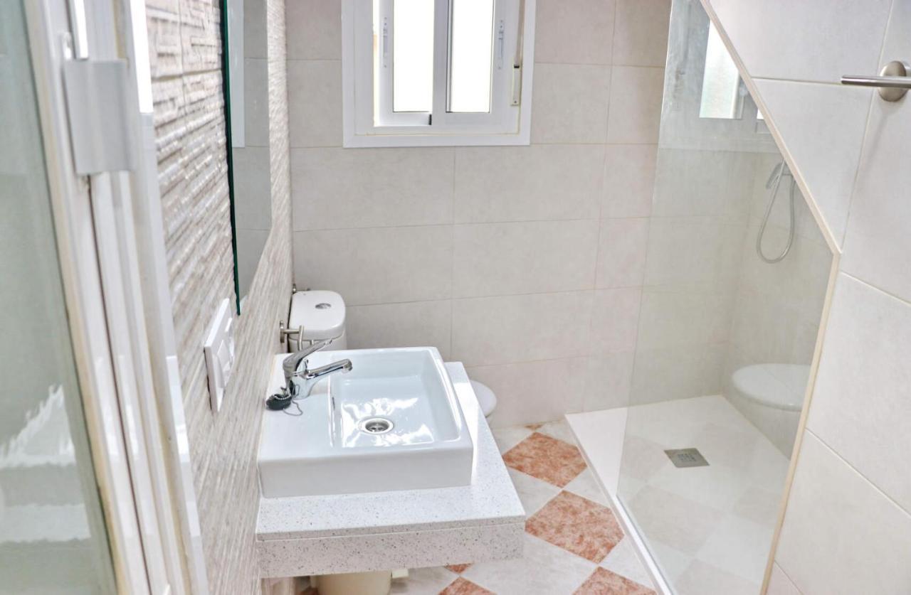 Apartamento Central Planta Baja Conil De La Frontera Luaran gambar